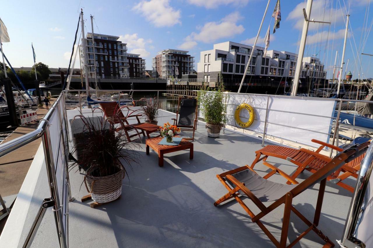 Havenkoje Hotell Cuxhaven Exteriör bild