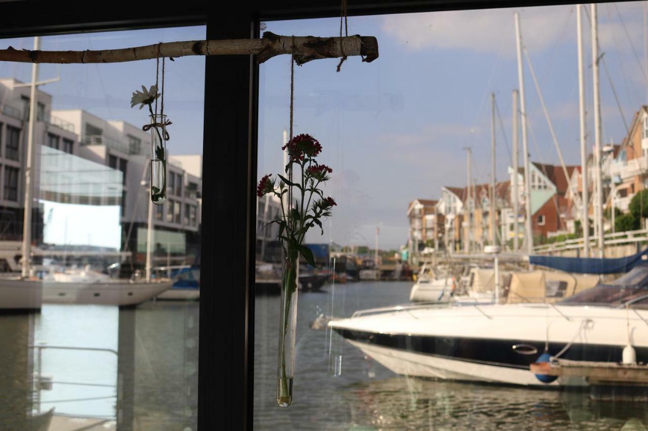 Havenkoje Hotell Cuxhaven Exteriör bild
