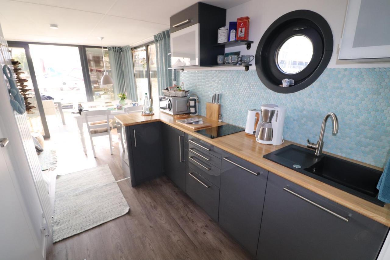 Havenkoje Hotell Cuxhaven Exteriör bild